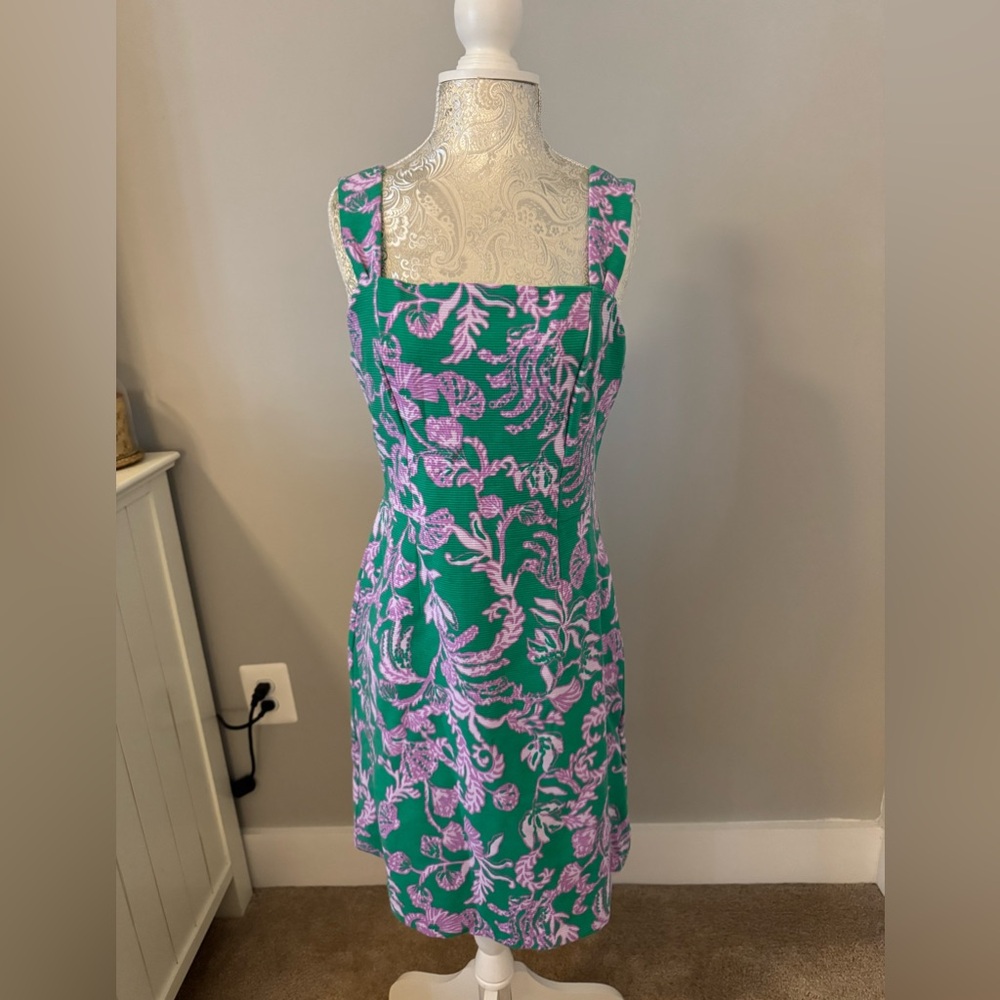 Lilly Pulitzer Montrey Stretch Shift Size: 6